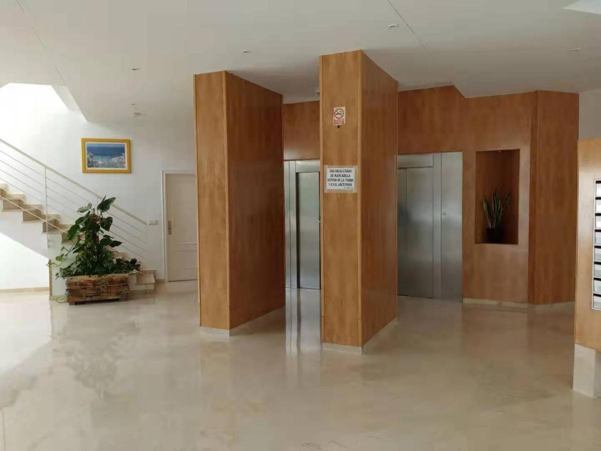 Holiday Apartment Torres Montecarlo เบนิดอร์ม ภายนอก รูปภาพ