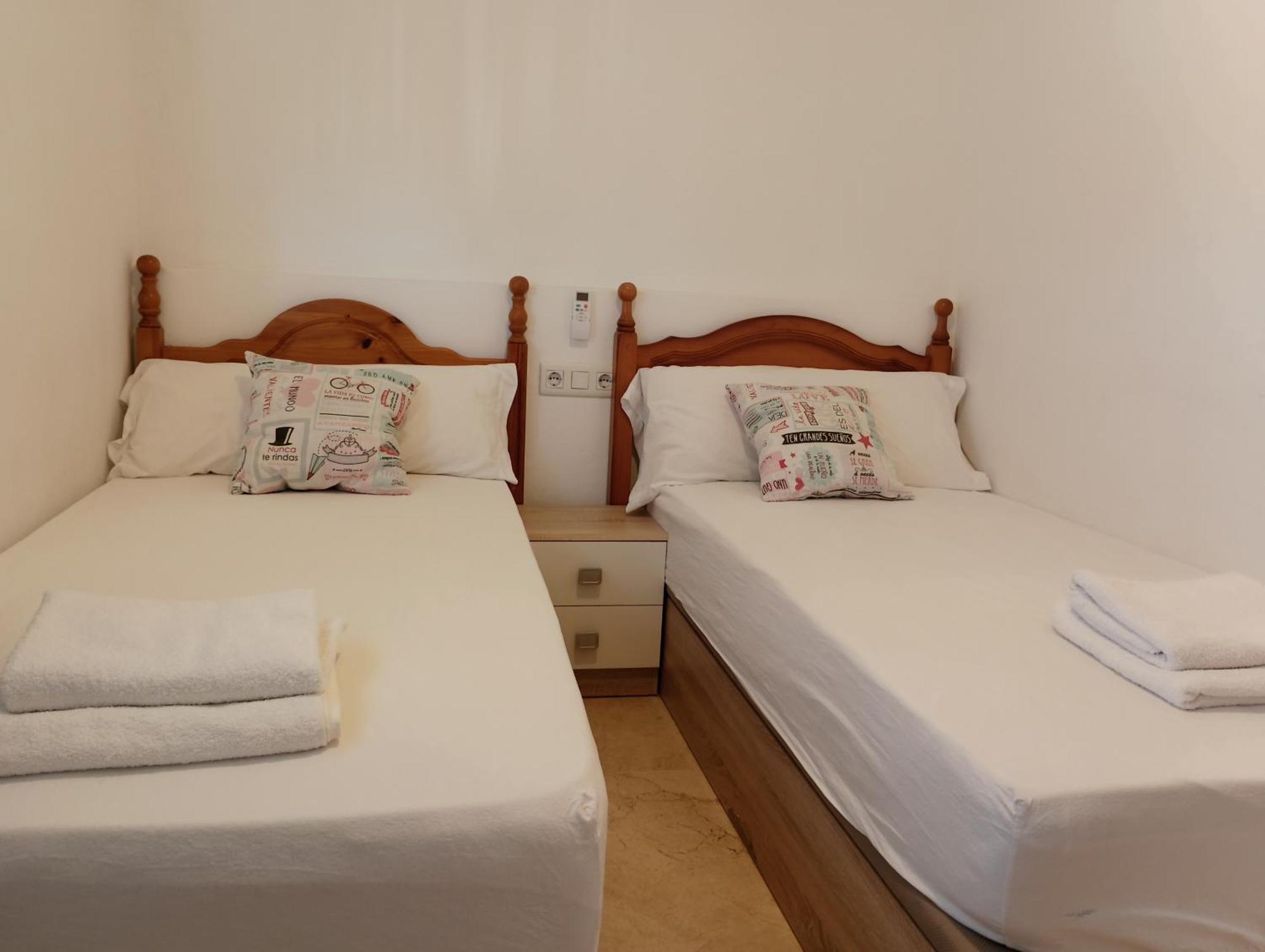 Holiday Apartment Torres Montecarlo เบนิดอร์ม ภายนอก รูปภาพ